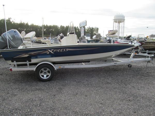 2014 Xpress Boats H20Bay
