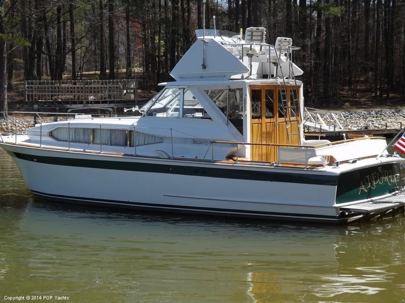 1968 Chris-Craft 37 Roamer