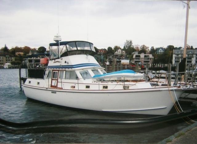 1976 Gulfstar 43 Trawler Style Yacht