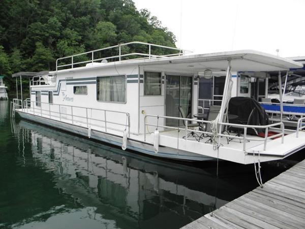 1976 JAMESTOWNER 12x56 Houseboat
