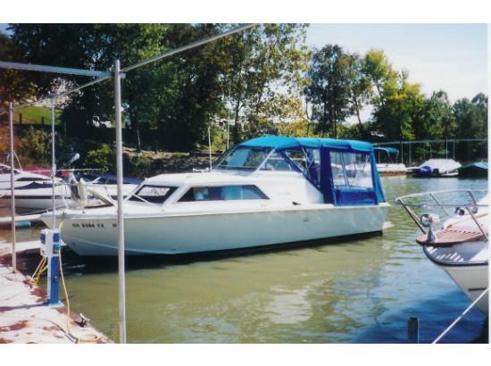 1977 Chris-Craft Catalina