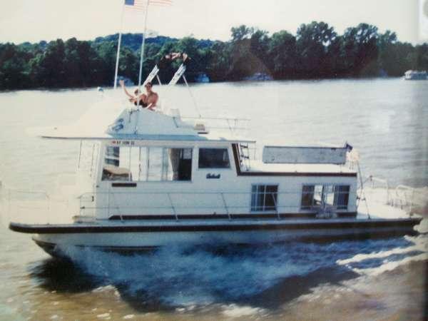 1978 carlcraft GIBSON 37 HOUSEBOAT  Jeffersonville