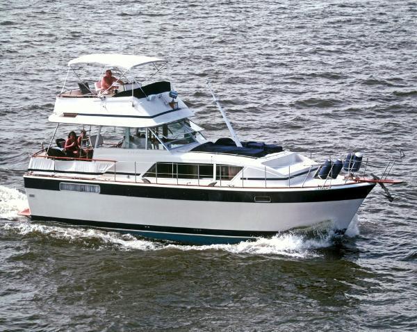 1978 Chris-Craft 410 Commander Yacht