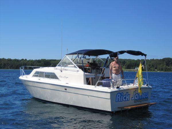 1979 Chris-Craft Catalina