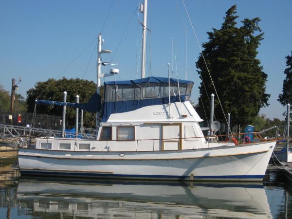 1980 Bristol 42 Trawler