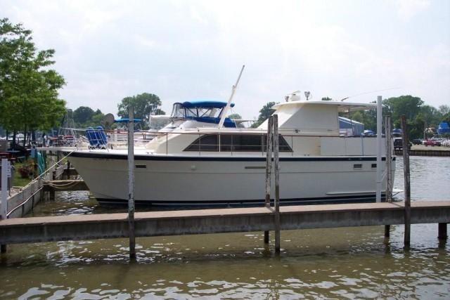 1980 Hatteras 43 Double Cabin Outstanding Condition