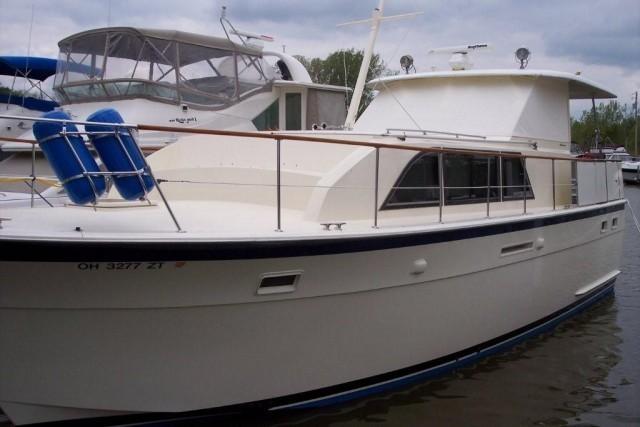1980 Hatteras 43 Double Cabin Outstanding Condition