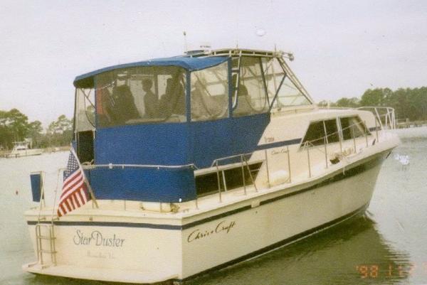 1981 Chris Craft Catalina 381