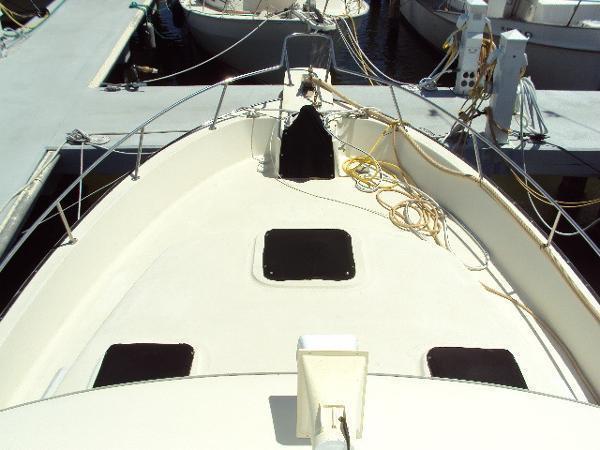 1981 Mainship Pilothouse Trawler