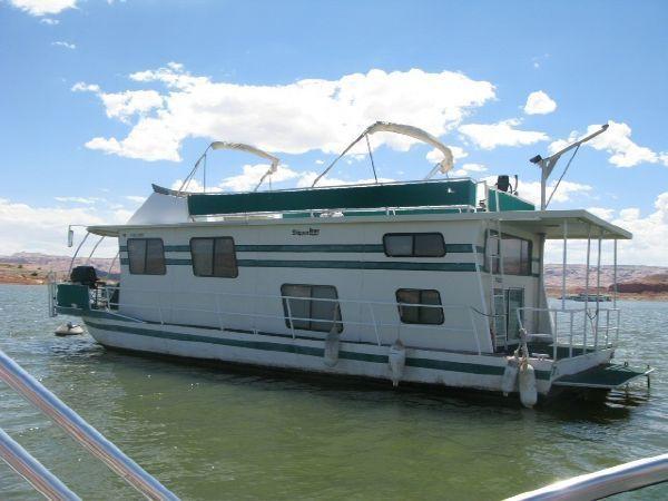 1981 Skipperliner Houseboat