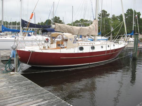 1983 Pacific Seacraft 37