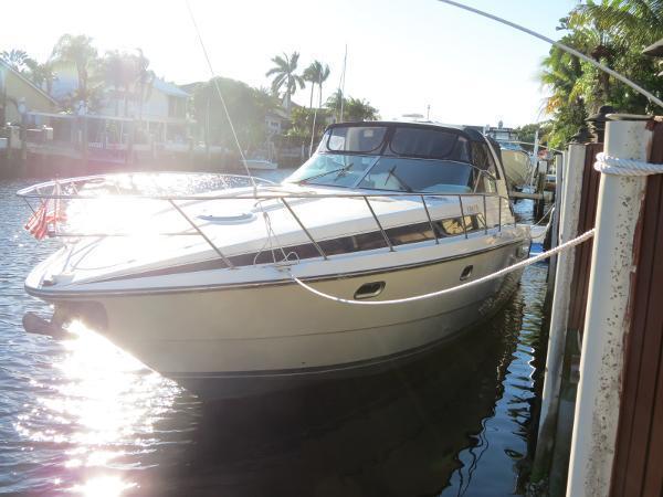 1998 Bayliner Avanti 40 Express