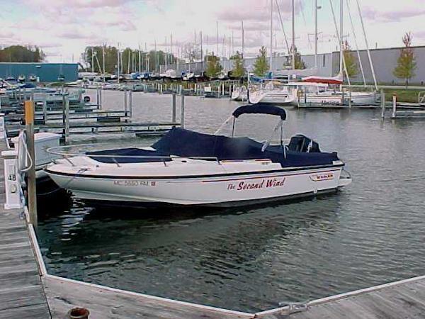 1998 Boston Whaler 20 Ventura Bowrider
