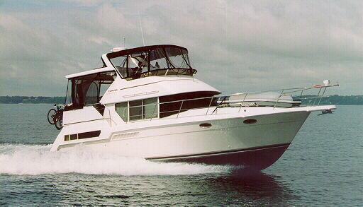 1998 Carver 355/356 Motor Yacht Aft Cabin