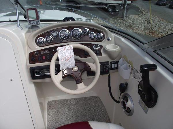 1998 Rinker 272 Captiva