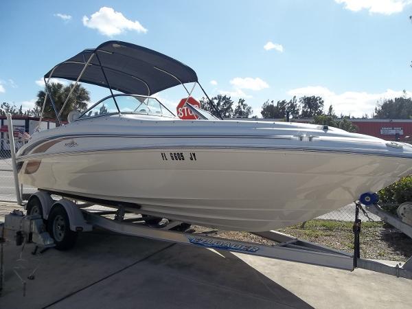 1998 searay 21 SUNDECK / DECKBOAT