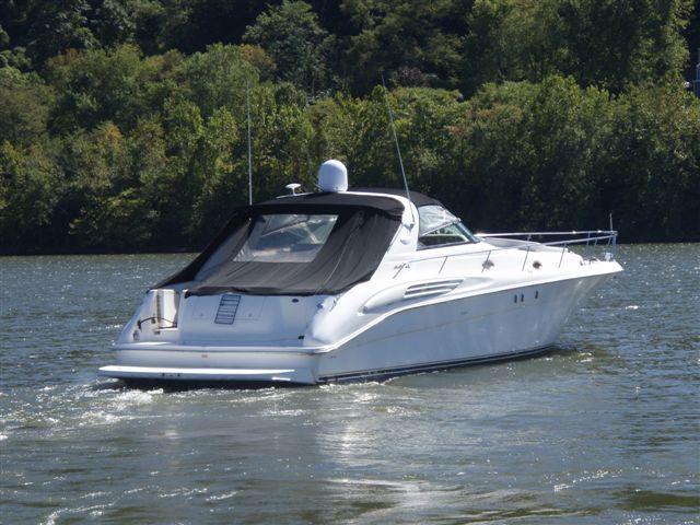 1998 Sea Ray Cruiser 450 Sundancer