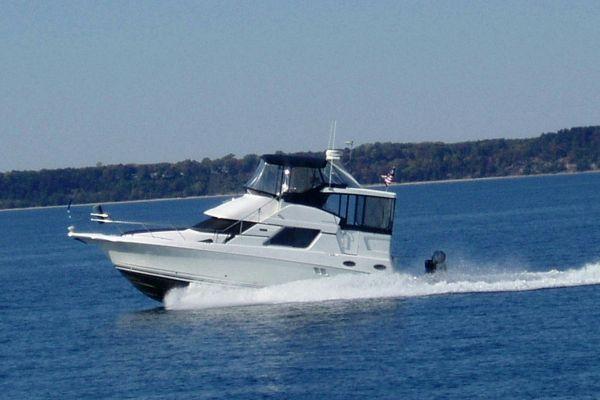1998 Silverton 392 Motor Yacht