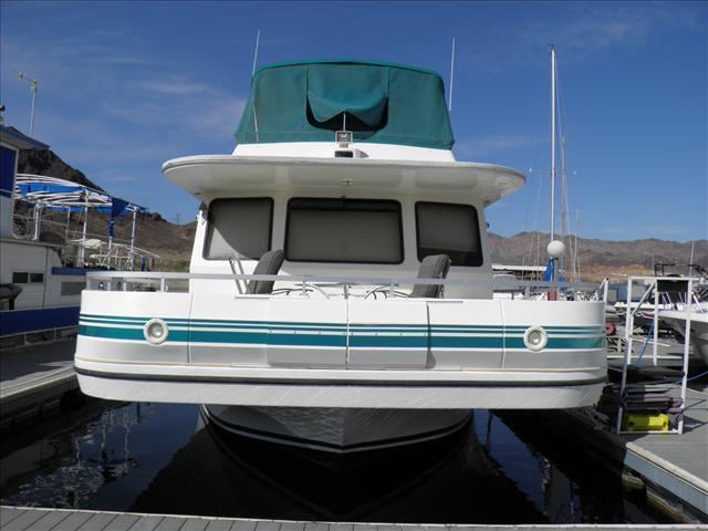 1999 Gibson HOUSE BOAT 5500 SERIES