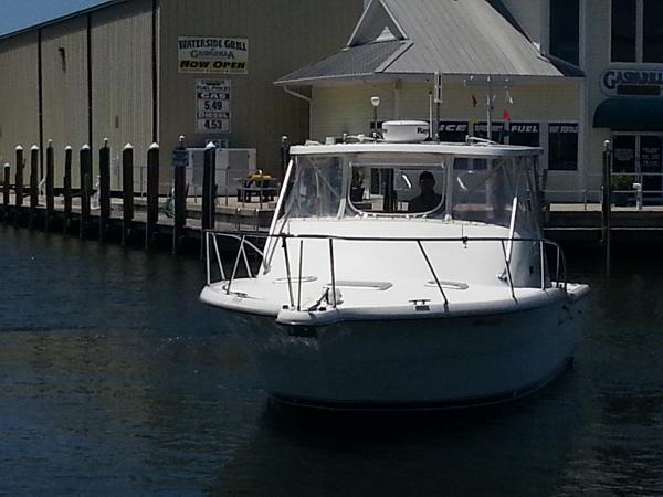 1999 Pursuit 3000 Offshore