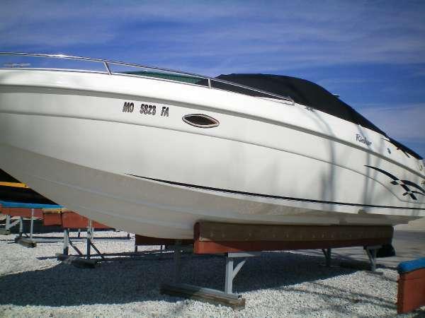 1999 Rinker Captiva 272