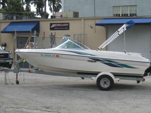 1999 Sea Ray 180 Bowrider