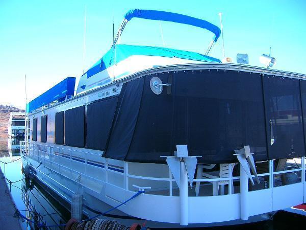 1999 Skipperliner Houseboat