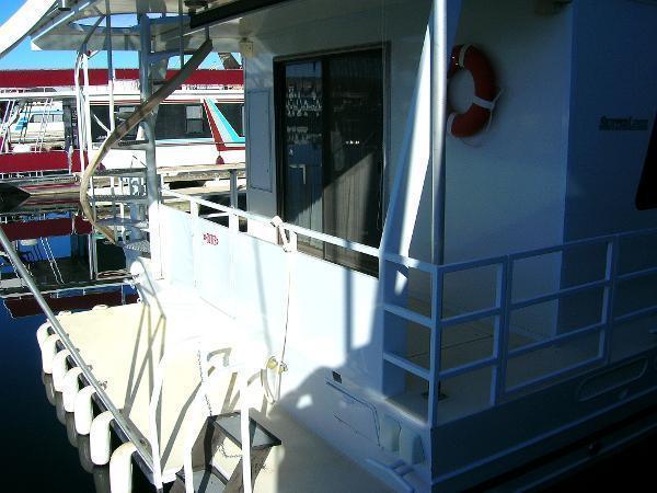 1999 Skipperliner Houseboat