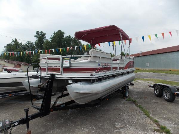 1999 SUNTRACKER Party Barge 21