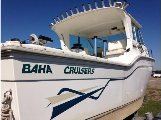 2000 Baha Cruisers 272 SF  South Bend