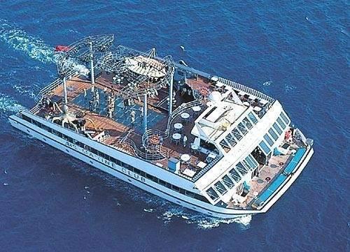 2000 Custom Catamaran Ferry / Day Cruiser