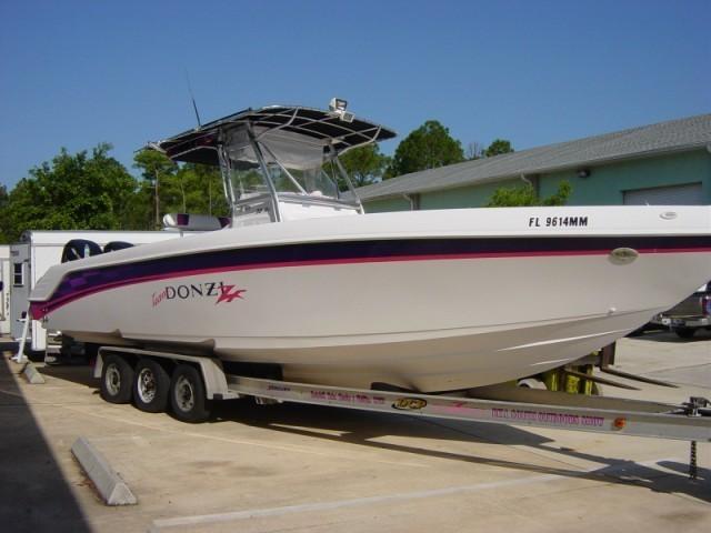 2000 Donzi 32 ZF Outstanding Condition