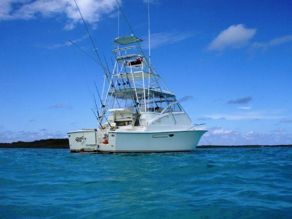 2000 Ocean Yachts 40 Express Sportfish with tower
