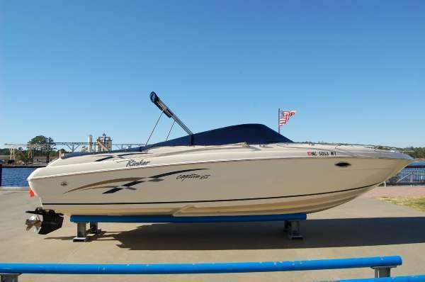 2000 Rinker 272