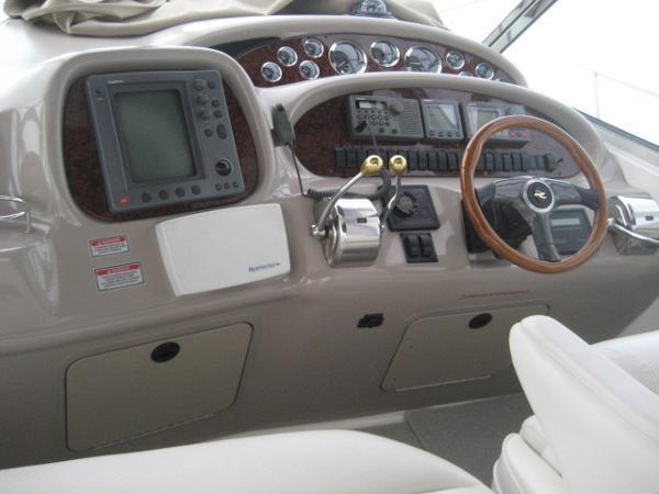 2000 Sea Ray 410 Express Cruiser