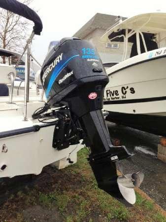 2001 Boston Whaler Dauntlas 18