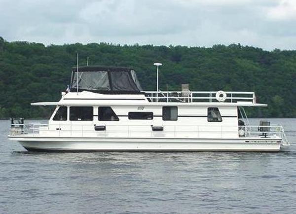 2001 Gibson 55 Executive Wide Body Cabin Yacht