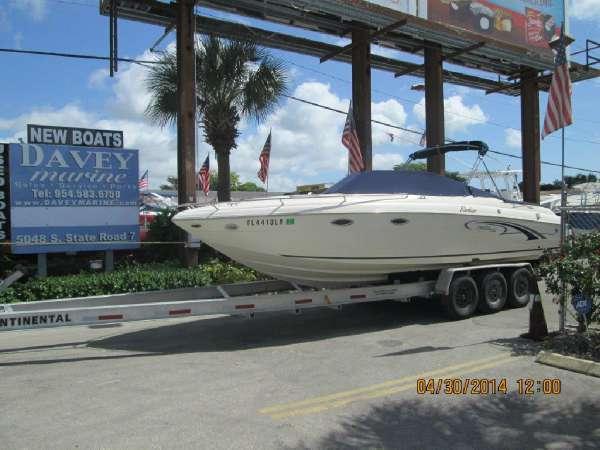 2001 Rinker 272 Cuddy