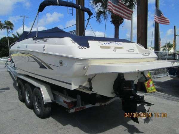 2001 Rinker 272 Cuddy