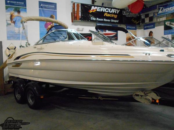 2001 Sea Ray 190 Sundeck Pre-owned in Lake