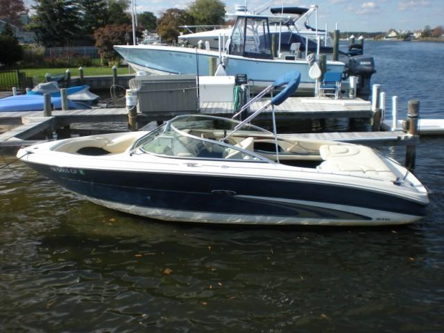 2001 Sea Ray 210 Signature 2008 Power Only 60 Hours