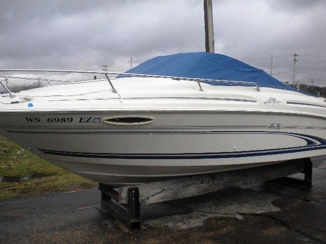 2001 Sea Ray 215EC