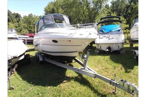 2001 Sea Ray 245 Weekender