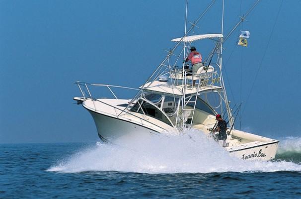 2002 Albemarle 305 Express Fisherman