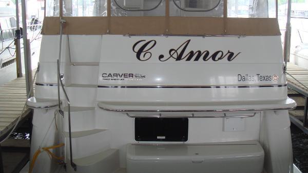 2002 Carver 396 Motor Yacht