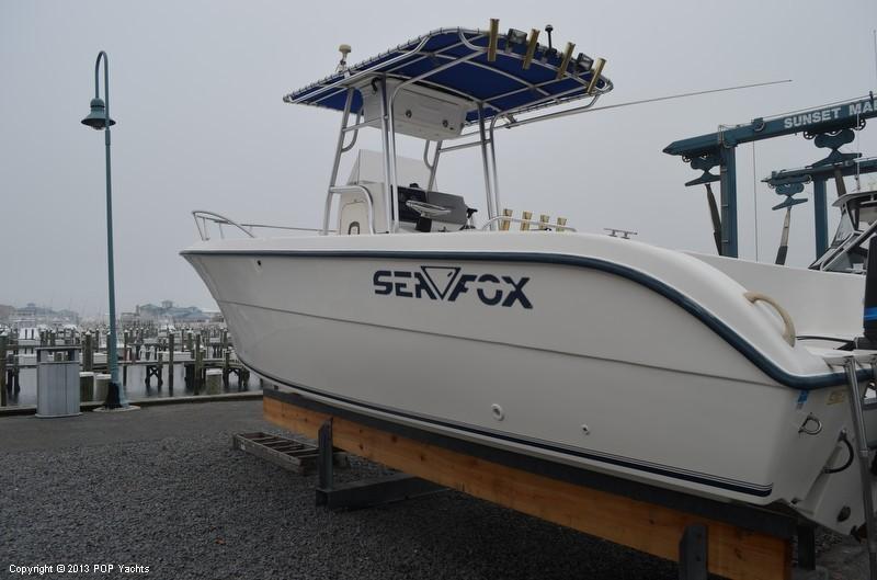 2002 Sea Fox 257 Center Console