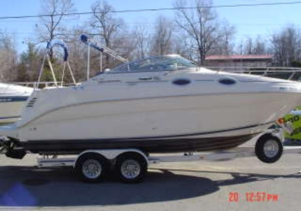 2002 Sea Ray 240 Sundancer