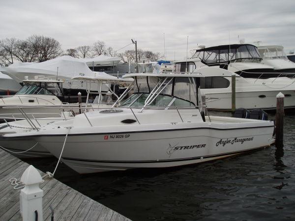 2002 Seaswirl Striper 26 Walkaround