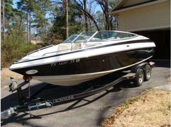 2003 Crownline 225 BR