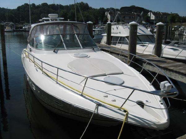 2003 Cruisers Yachts 3970/400 Express